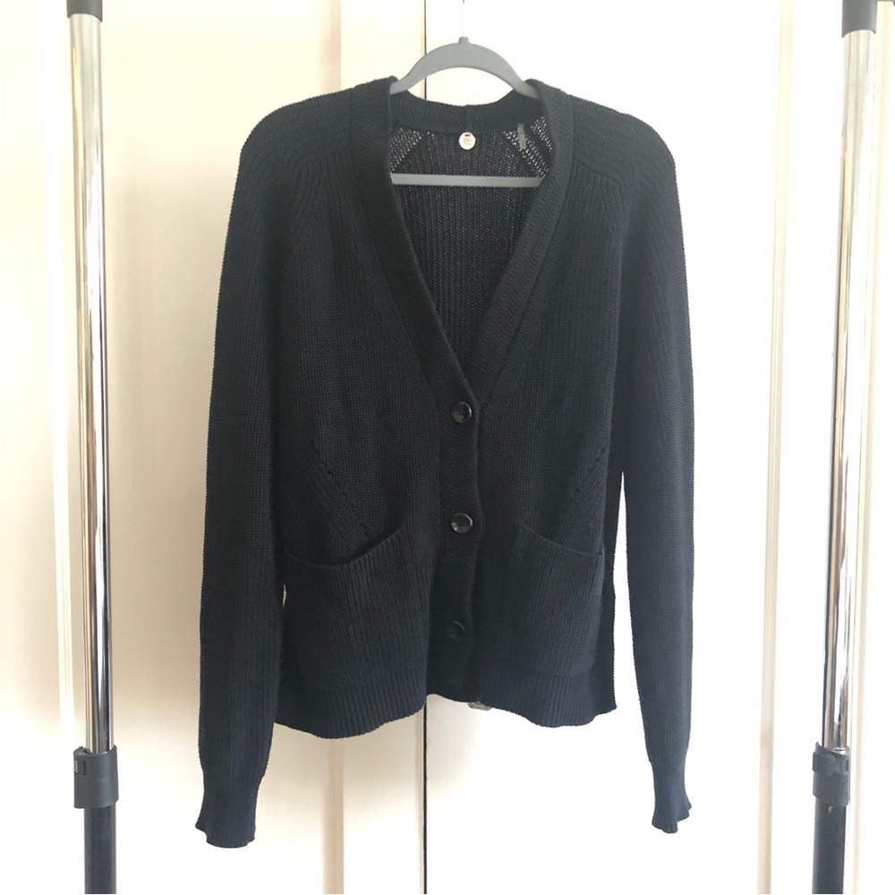 Margaret O’Leary black knit v neck cardigan with pockets